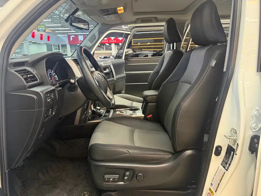 Toyota 4Runner — миниатюра 5