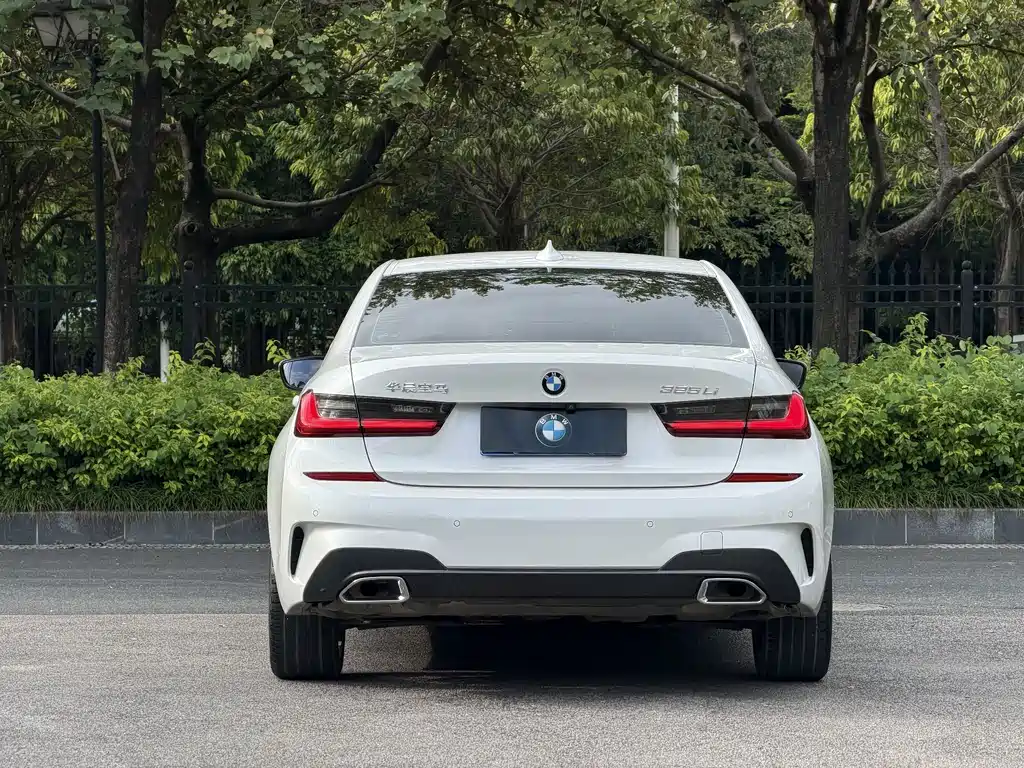 BMW 3 Series — миниатюра 8