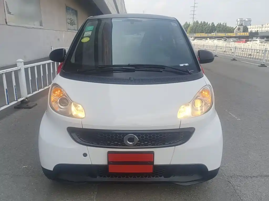 smart Smart Fortwo — миниатюра 3