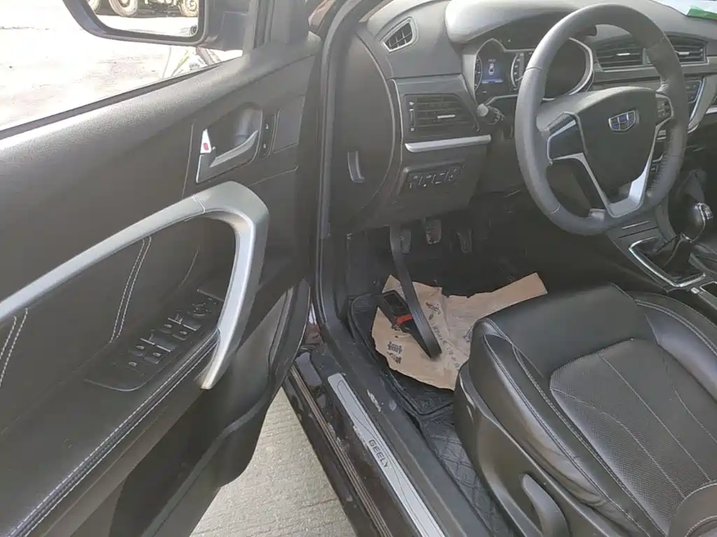 Geely Emgrand — миниатюра 16