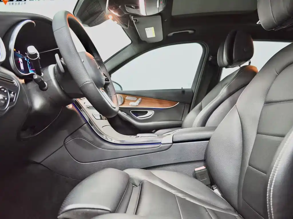 Mercedes-Benz GLC — миниатюра 7
