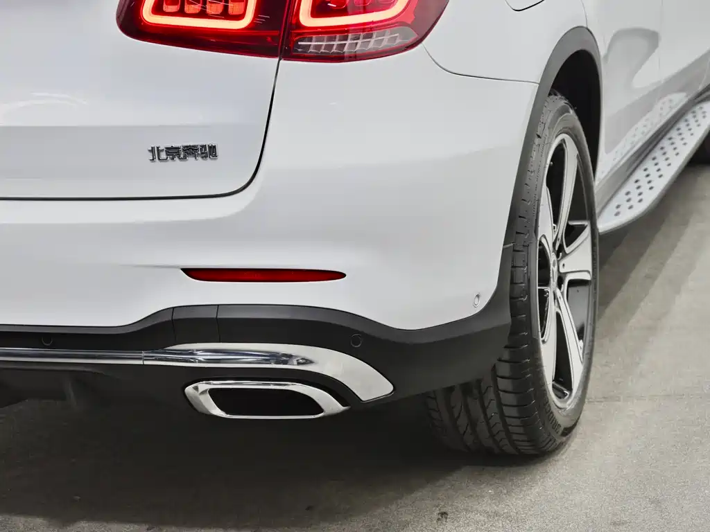 Mercedes-Benz GLC — миниатюра 32