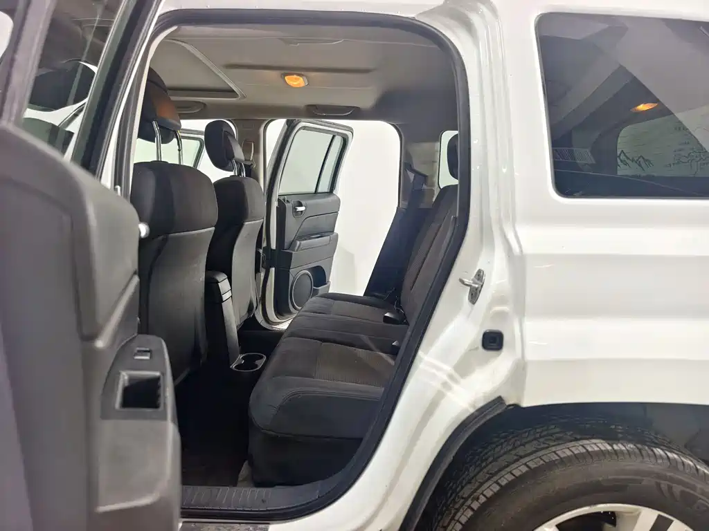 Jeep Patriot — миниатюра 13