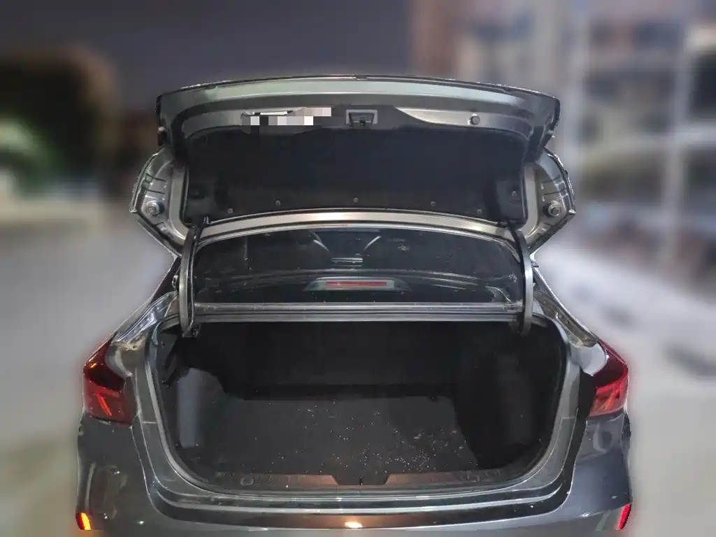 Changan Eado — миниатюра 10