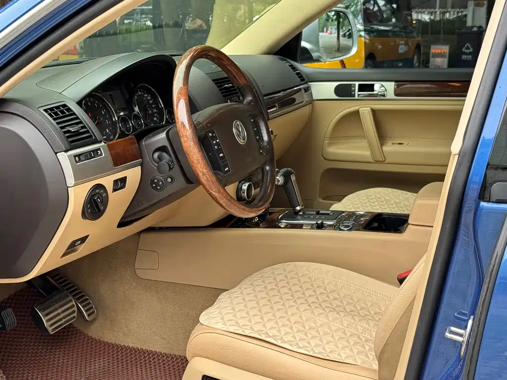 Volkswagen Touareg — миниатюра 21