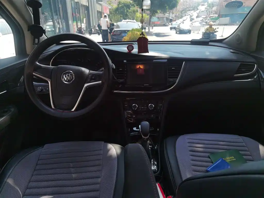 Buick Encore 2017 18T AT Lead