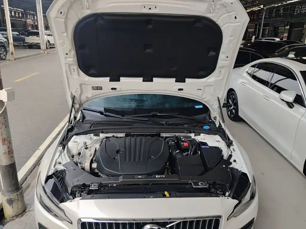 Volvo S60 — миниатюра 20