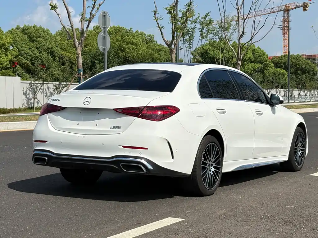 Mercedes-Benz C-Class — миниатюра 5