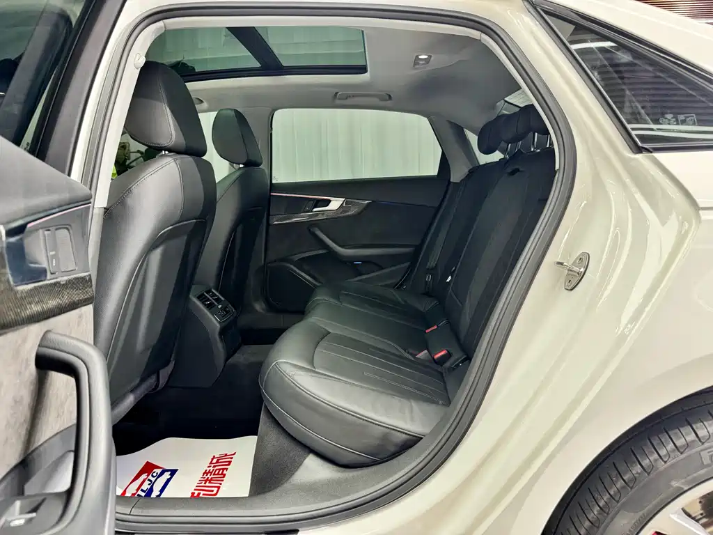 Audi A4L — миниатюра 8