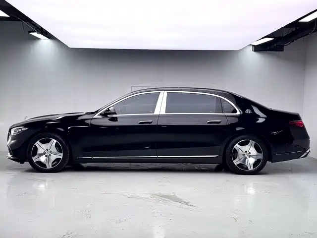 Mercedes-Benz S-Class — миниатюра 7