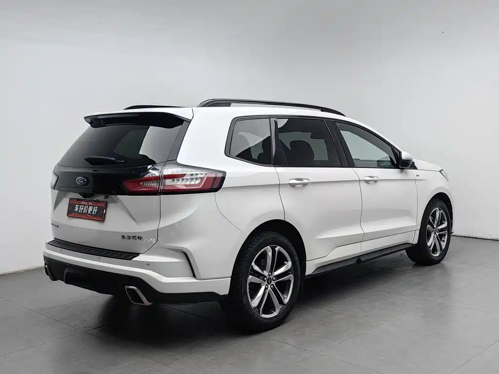 Ford Edge — миниатюра 2