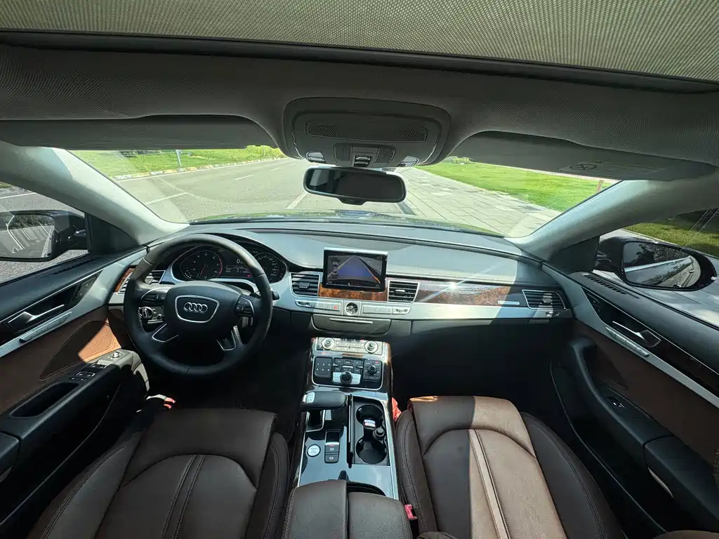 Audi A8 — миниатюра 9