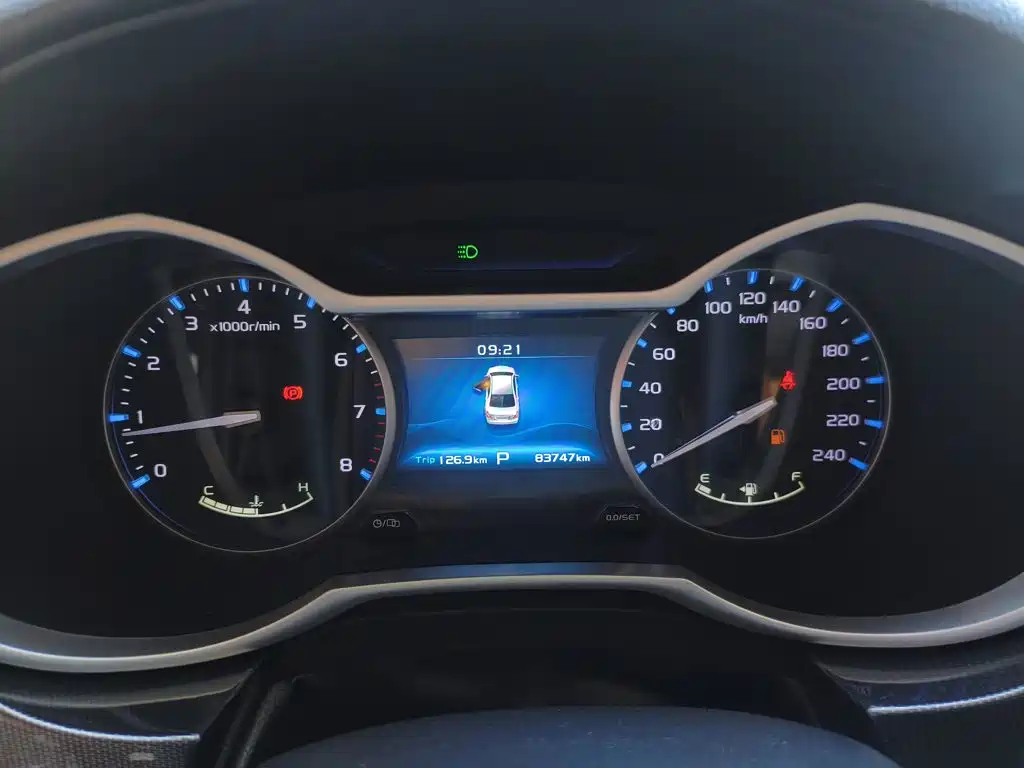 Geely Emgrand — миниатюра 12