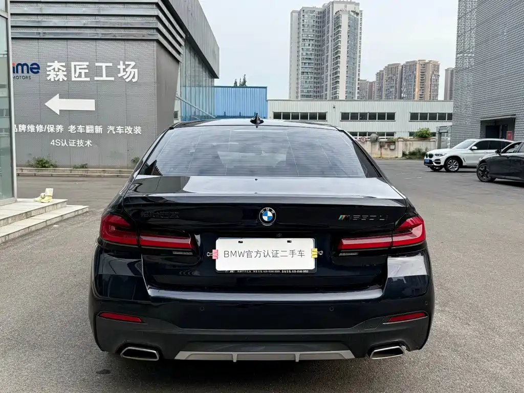 BMW 5 Series — миниатюра 5