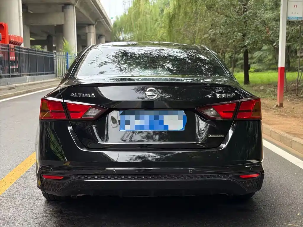 Nissan Teana — миниатюра 11