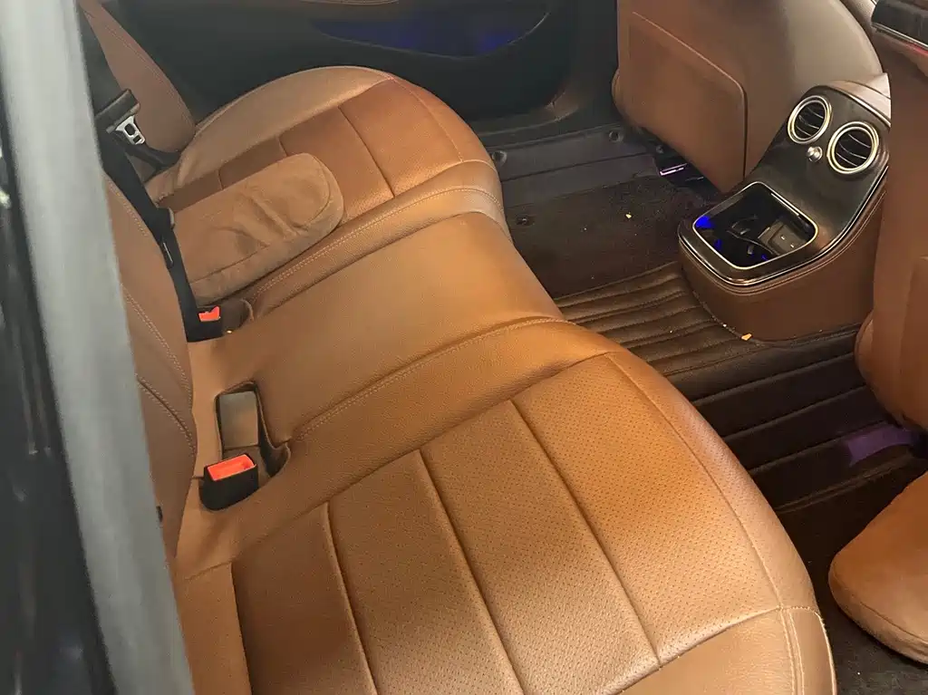 Mercedes-Benz E-Class — миниатюра 6