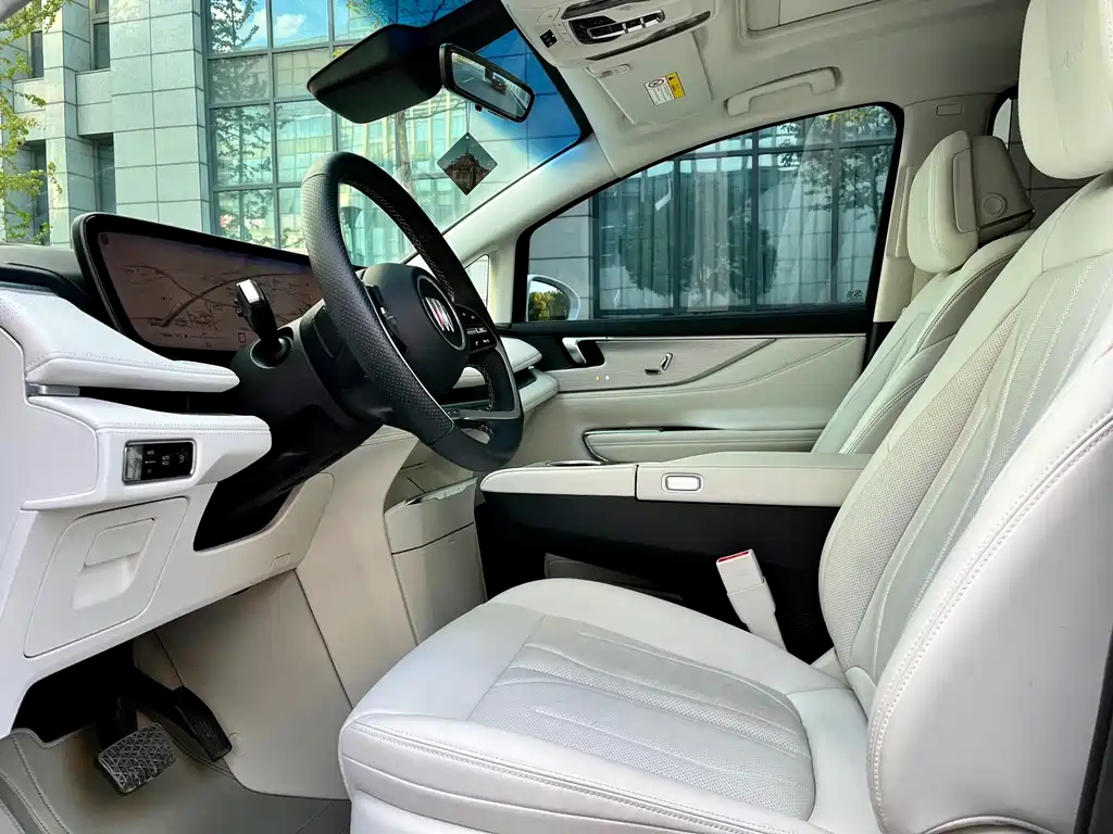 BUICK  GL8 NEW ENERGY