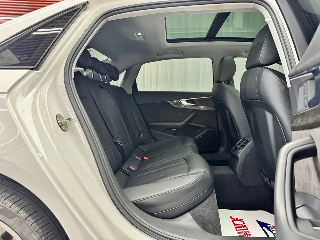 Audi A4L — миниатюра 18