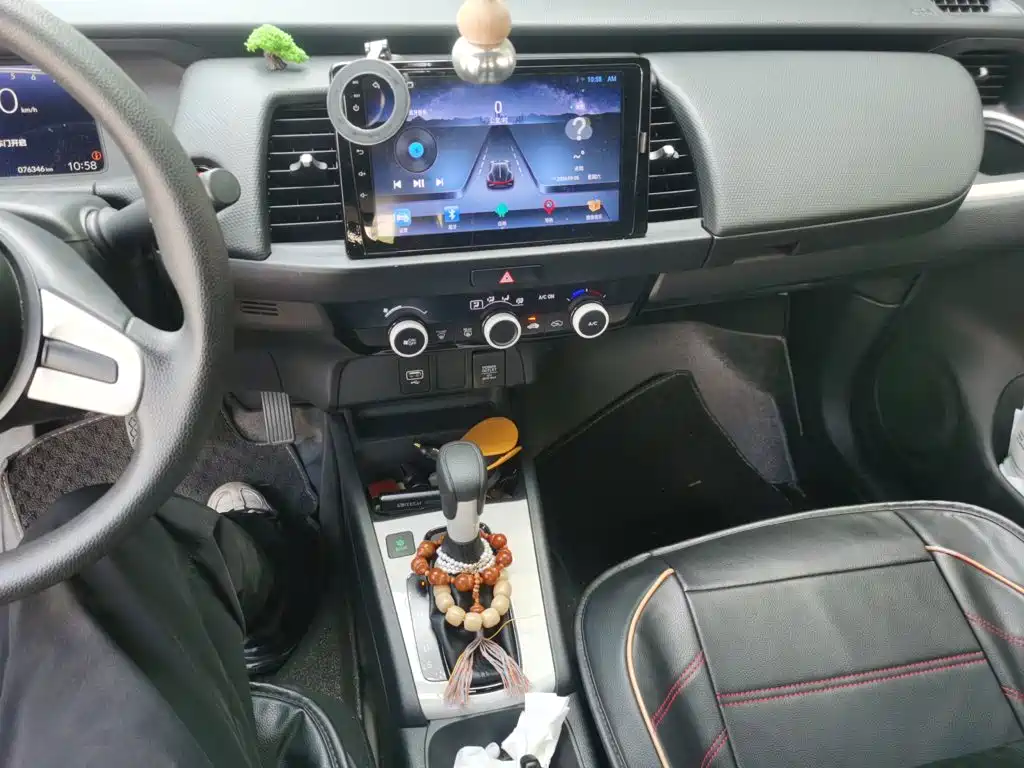 Honda Fit — миниатюра 10