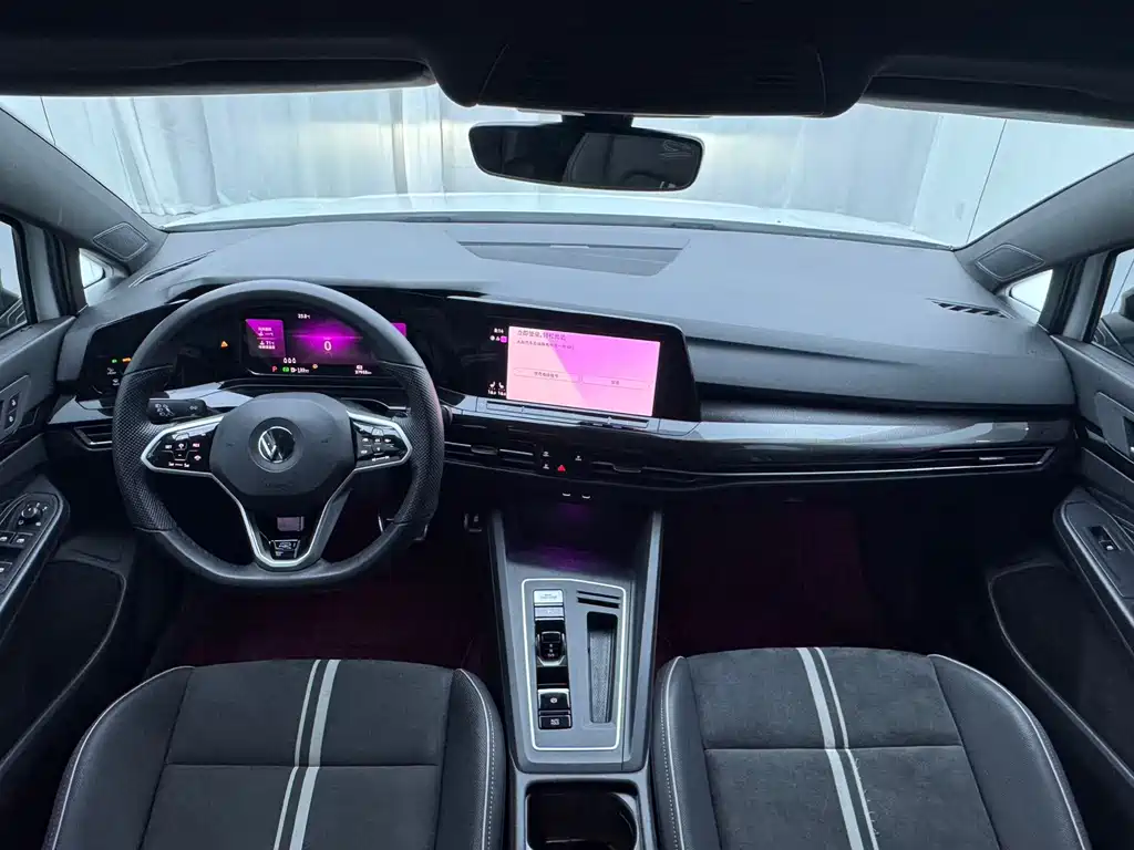 Volkswagen Golf — миниатюра 14