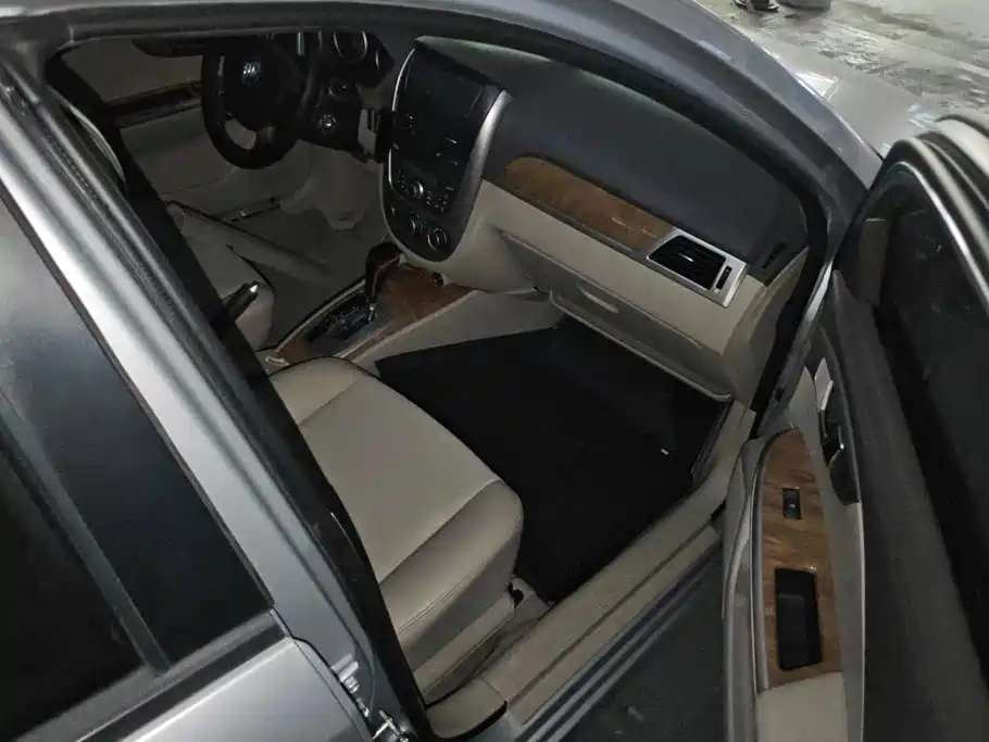 Buick Excelle — миниатюра 8