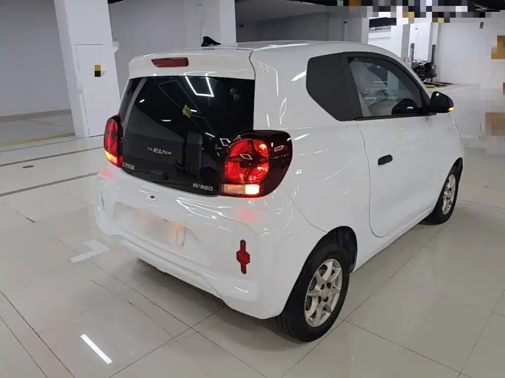 Roewe Clever — миниатюра 7