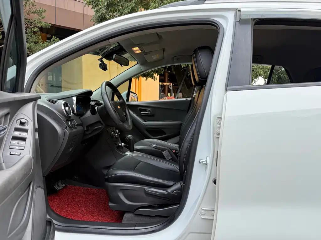 Chevrolet Trax — миниатюра 6