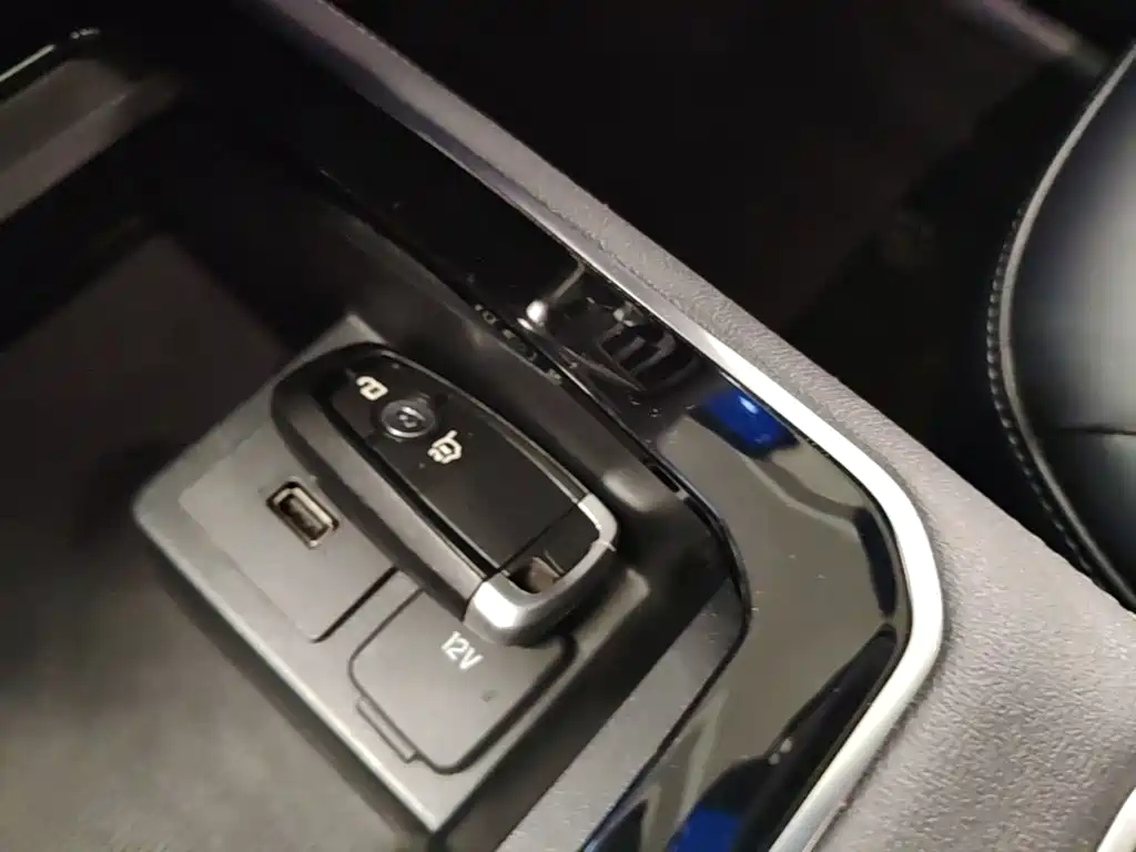 Ford Edge — миниатюра 13