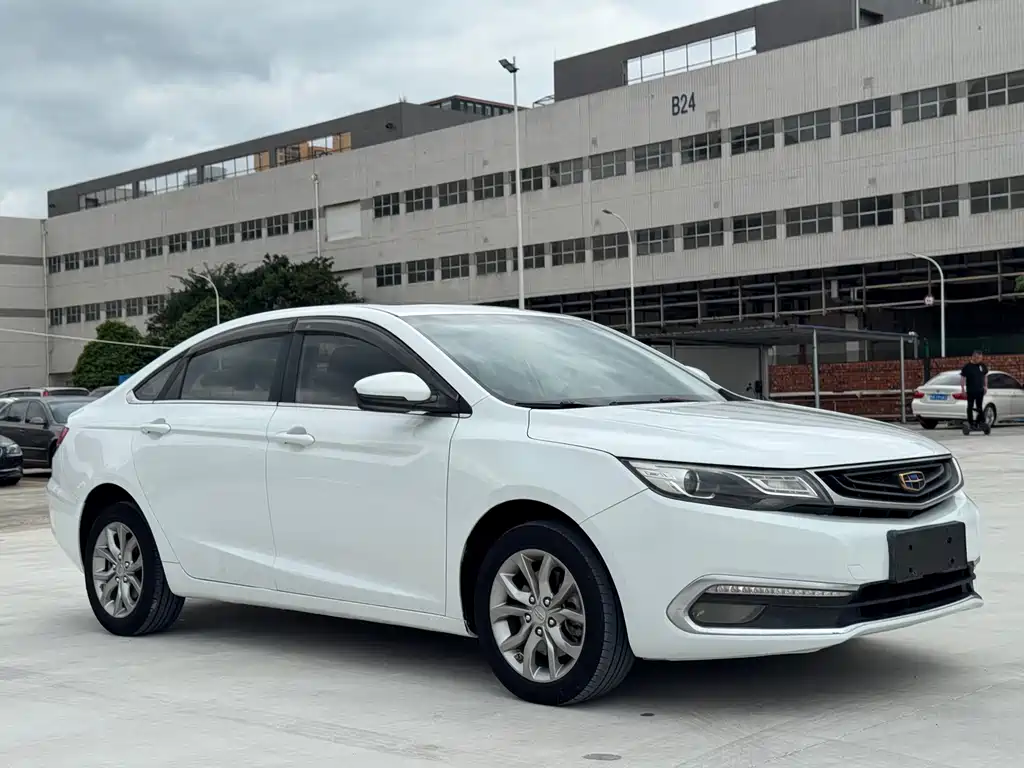 Geely Emgrand GL — миниатюра 3