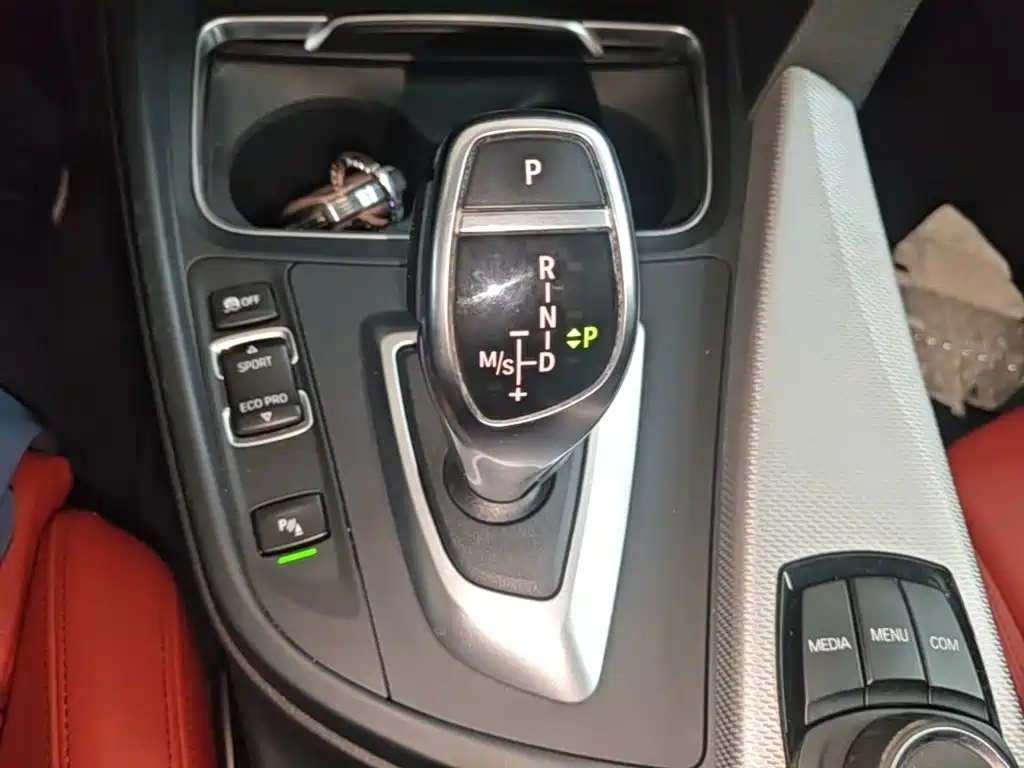 BMW 3 Series — миниатюра 14