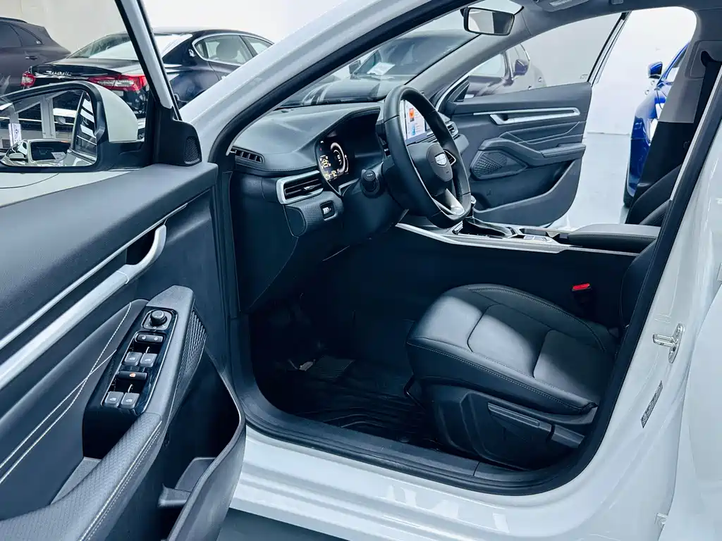 Geely Emgrand — миниатюра 4