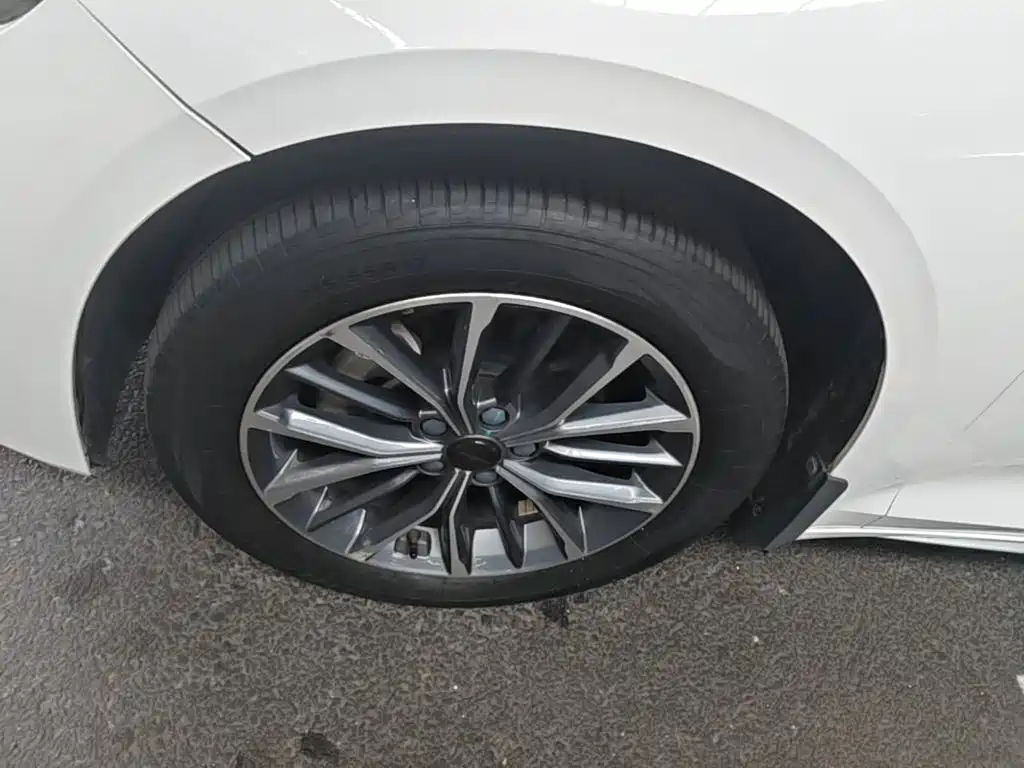 Geely Xingrui — миниатюра 23