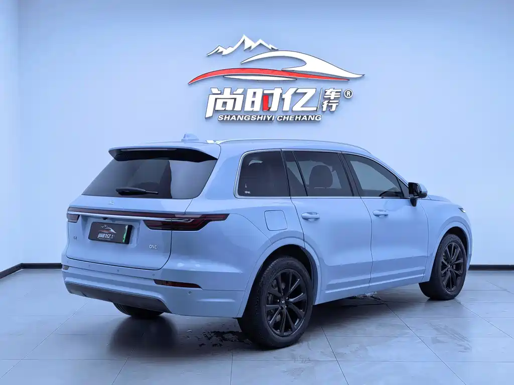 Li Auto ONE 2020 6 мест