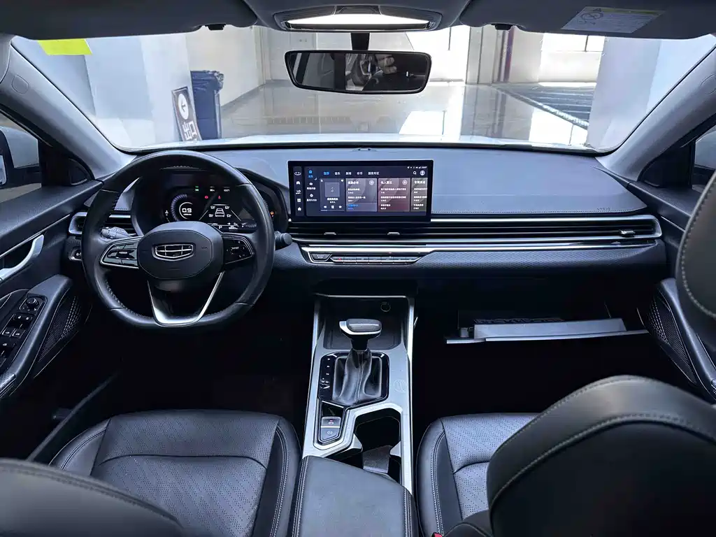 Geely Emgrand — миниатюра 13