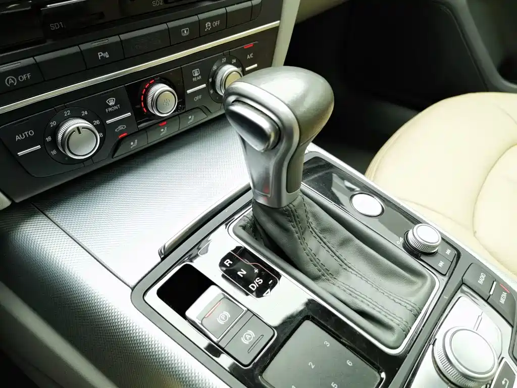 Audi A6L — миниатюра 13