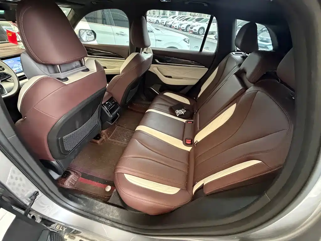 Geely Xingyue L — миниатюра 7