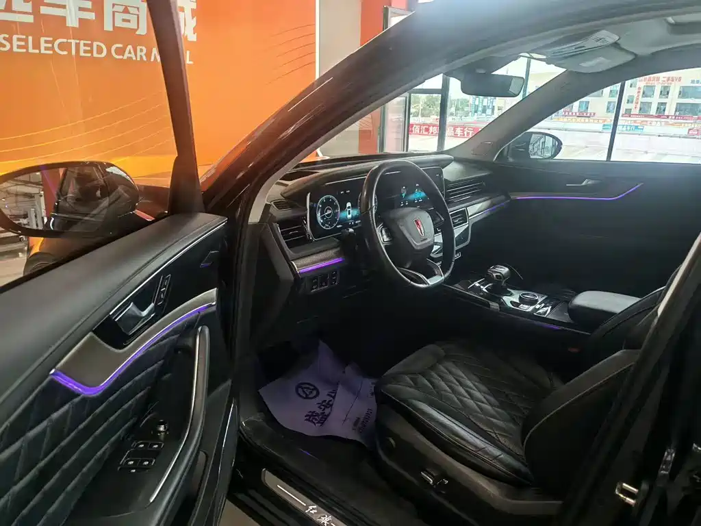 Hongqi Hongqi HS5 — миниатюра 4