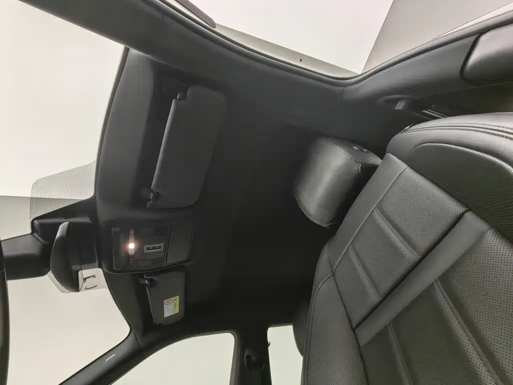 Land Rover Evoque — миниатюра 14