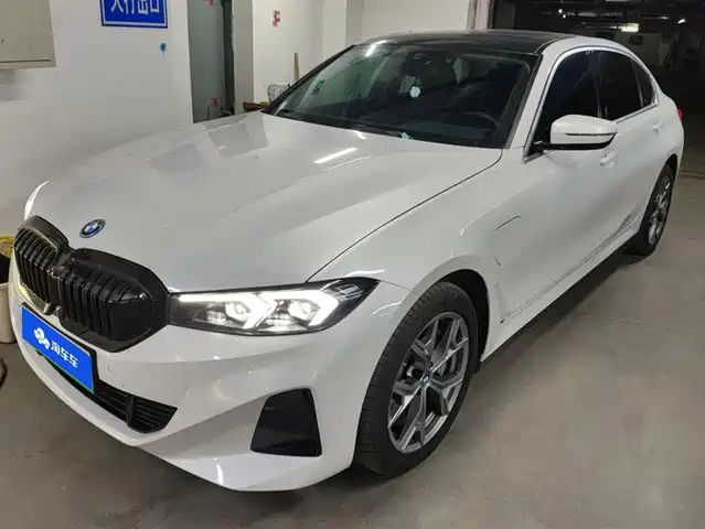 BMW  I3 2024