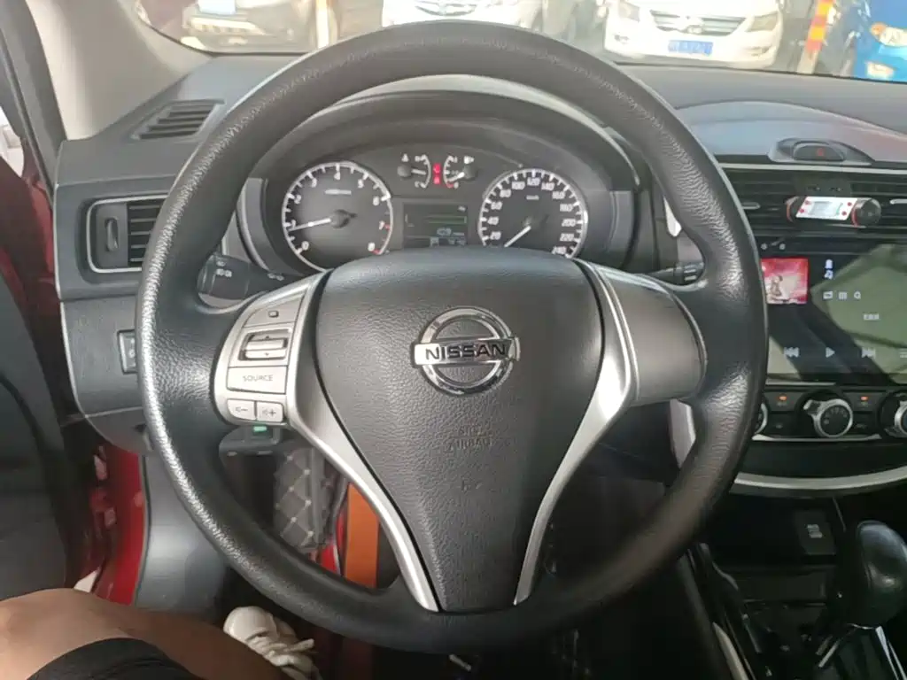 Nissan Tiida — миниатюра 11