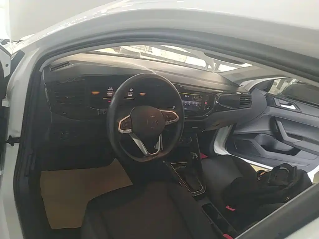 Volkswagen Lavida — миниатюра 10