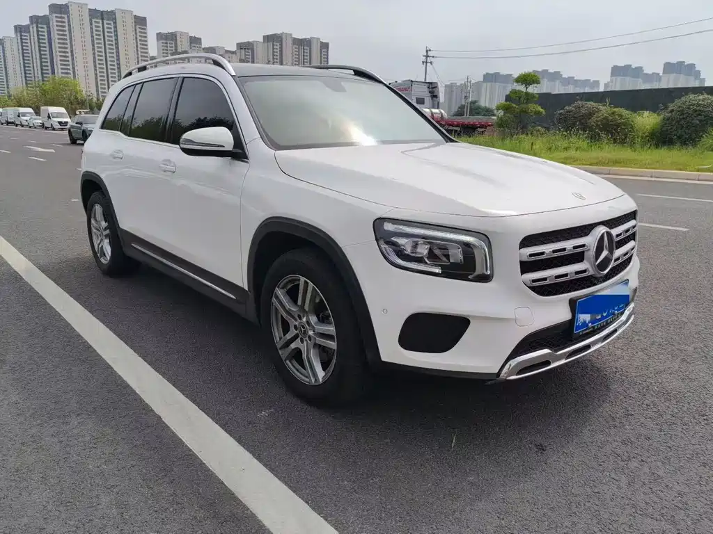 Mercedes-Benz GLB 2023 GLB 220