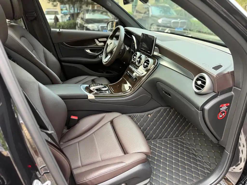 Mercedes-Benz GLC — миниатюра 6