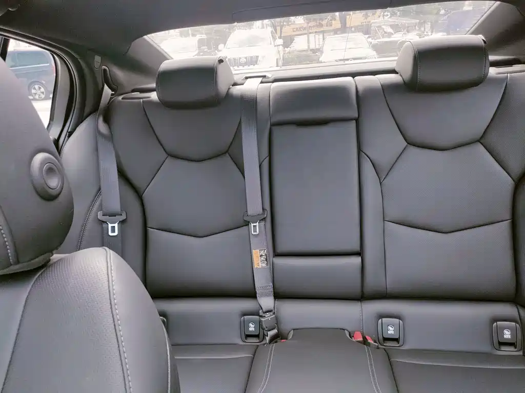 Cadillac CT5 — миниатюра 16