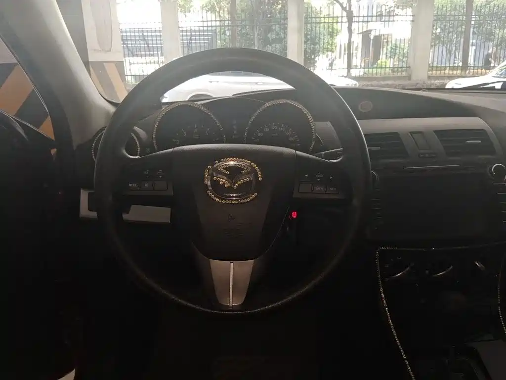 Mazda 3 Xingcheng — миниатюра 3