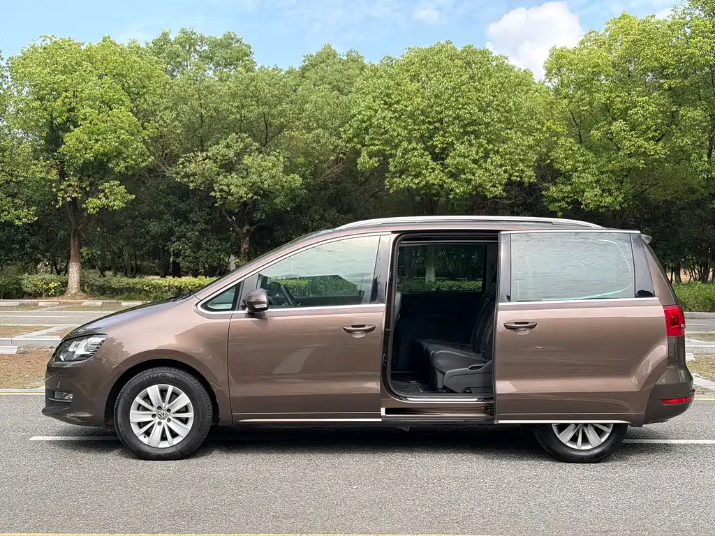 Volkswagen Sharan — миниатюра 12