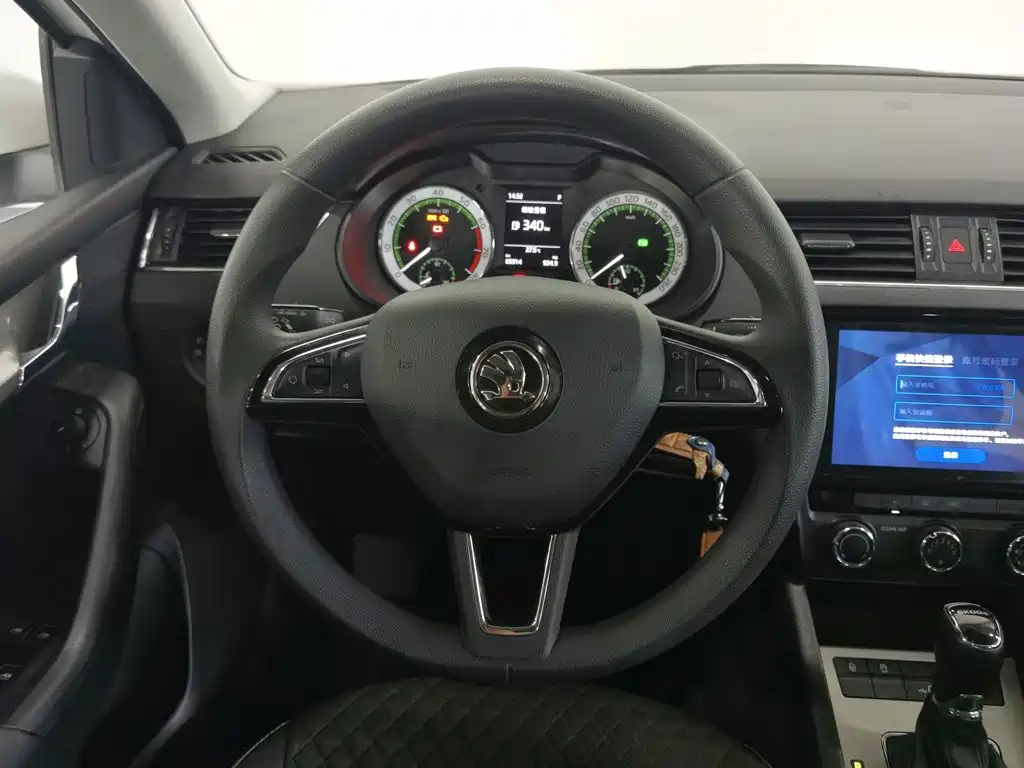 Skoda Octavia — миниатюра 11