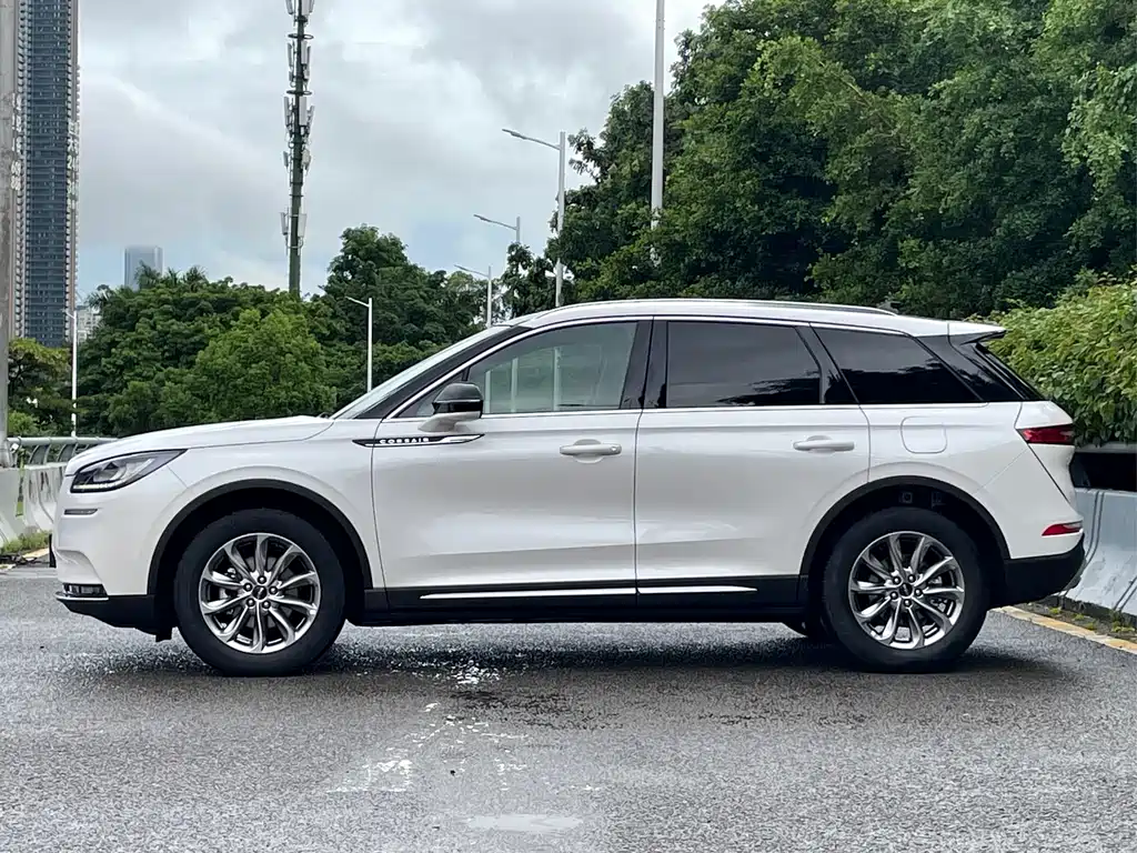 Lincoln Corsair 2020 2.0T Premium