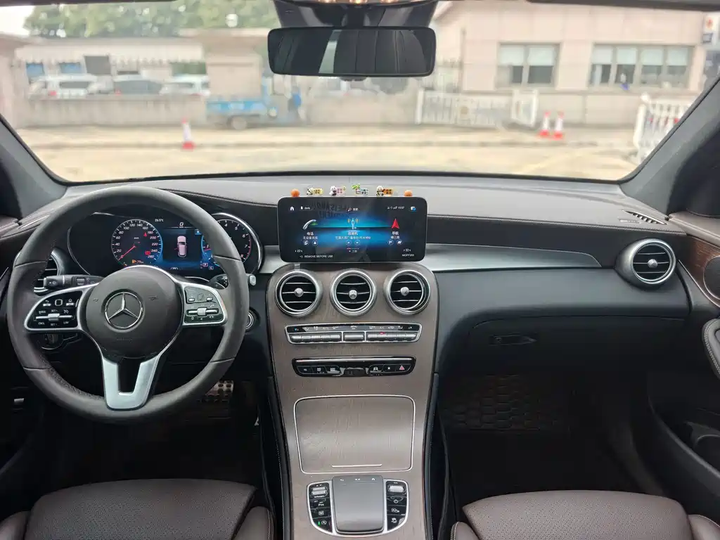 Mercedes-Benz GLC — миниатюра 6