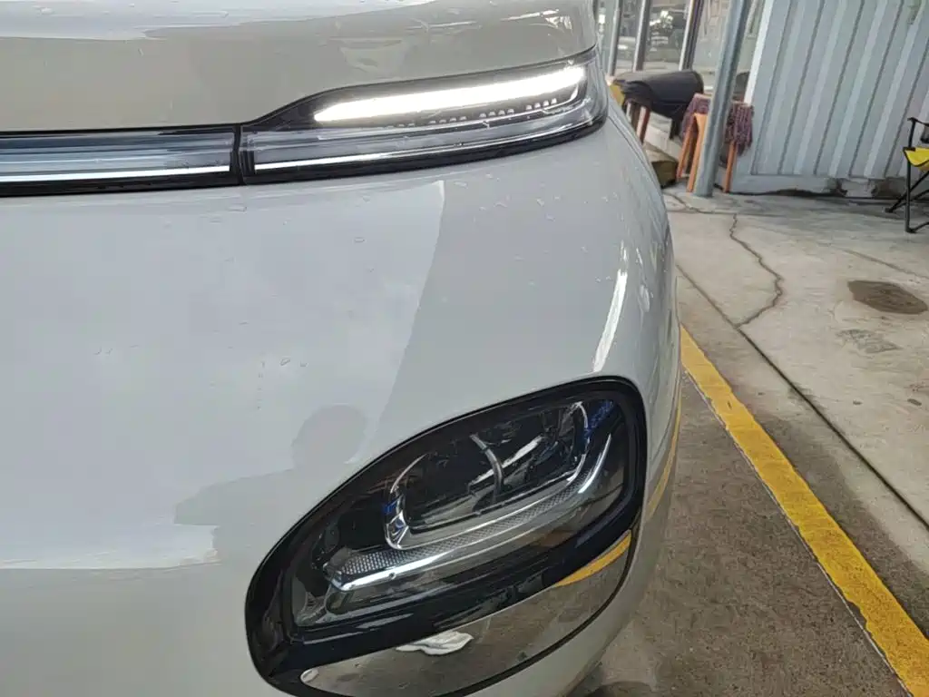 Baojun Yunduo — миниатюра 24